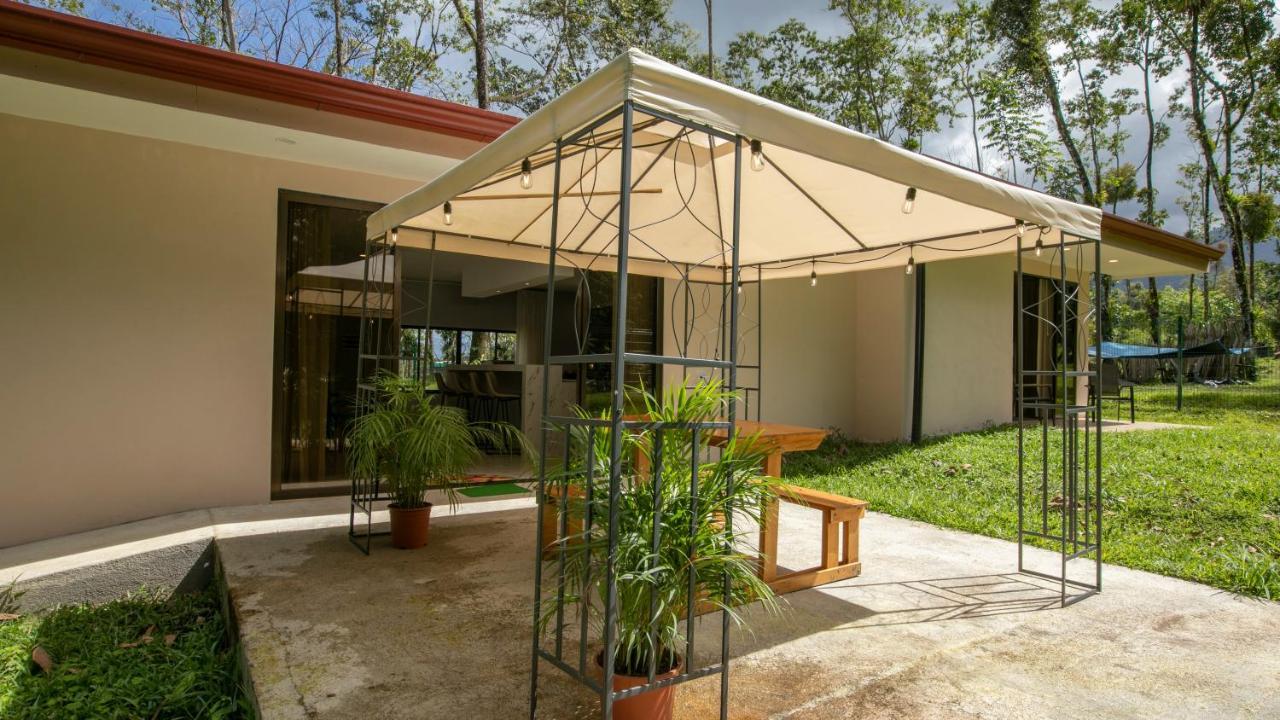 River Paradise Villa With Private Jacuzzi La Fortuna Kültér fotó